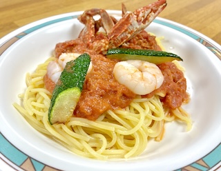 カフェテリアより新メニューのお知らせ！